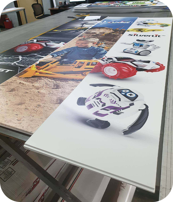 От чего зависит цена УФ-печати на пластике?