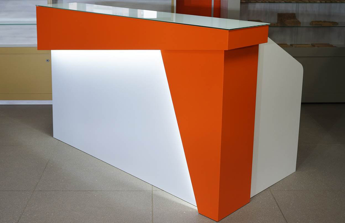 Интерьерная реклама